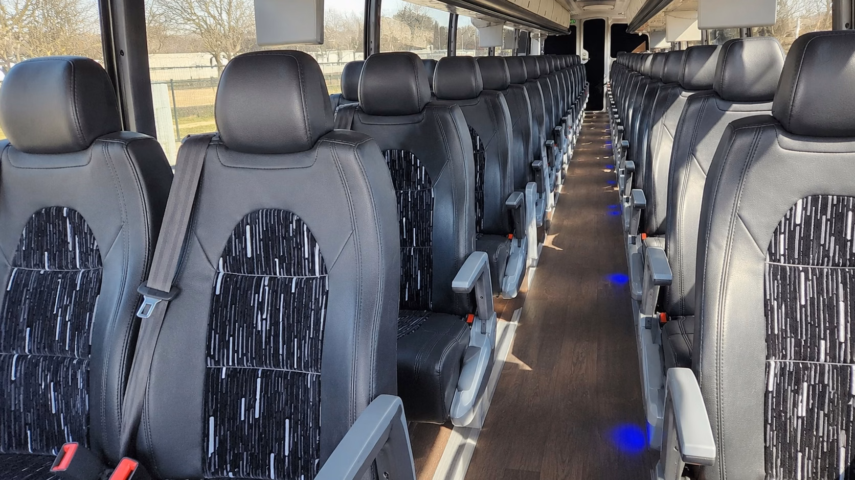 coachbusgresham com makes post reception transportation in gresham simple and safe