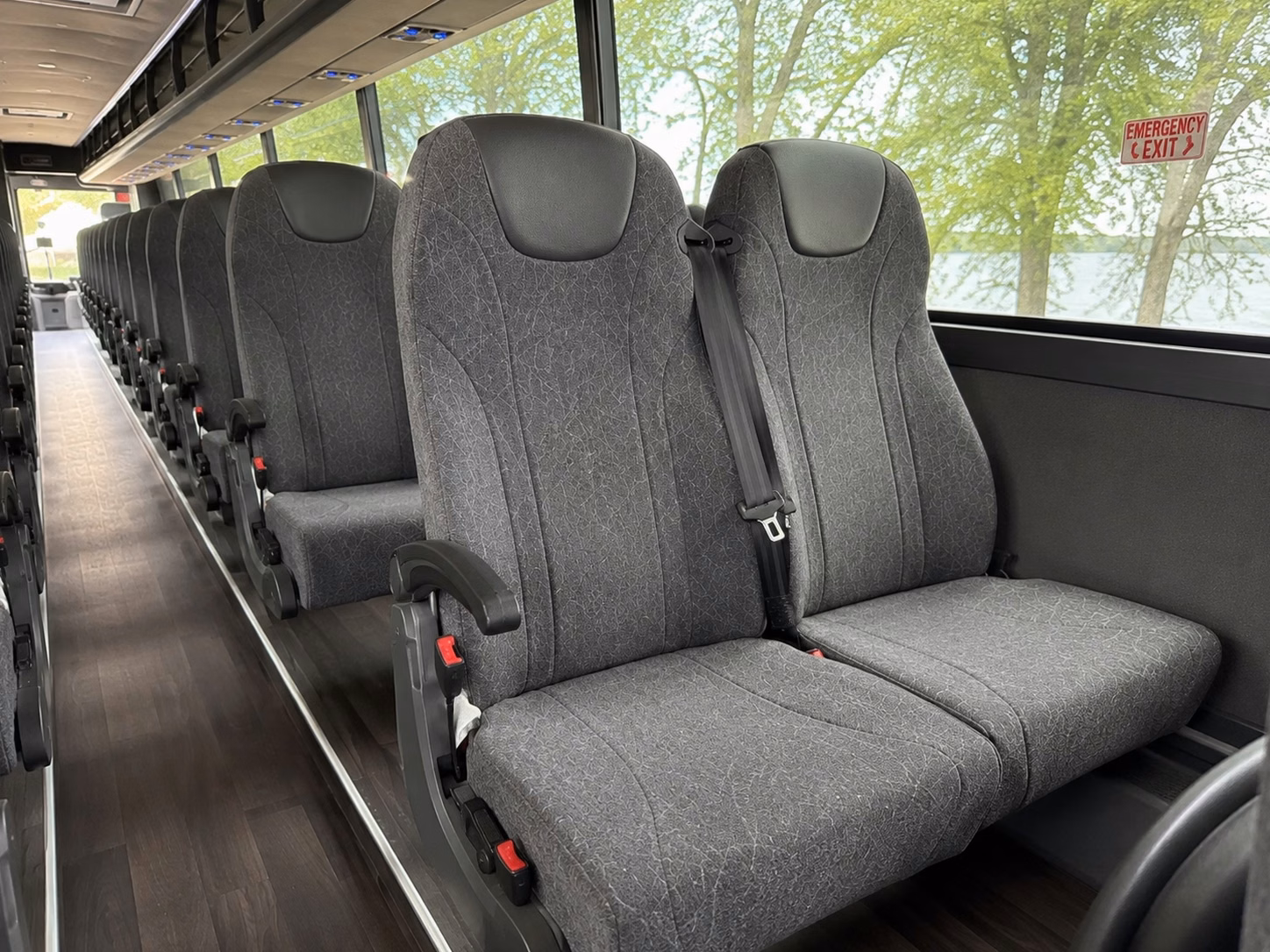 shuttle your wedding guests between portland hotels and gresham venues without the parking headache
